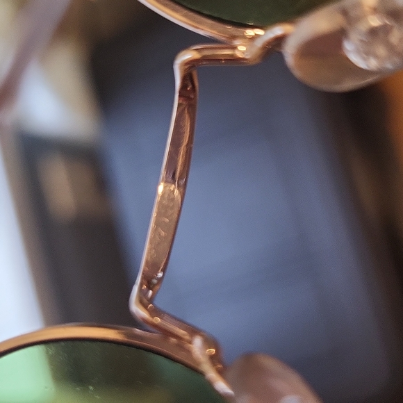 Gold Round Sunnies - Picture 9 of 9